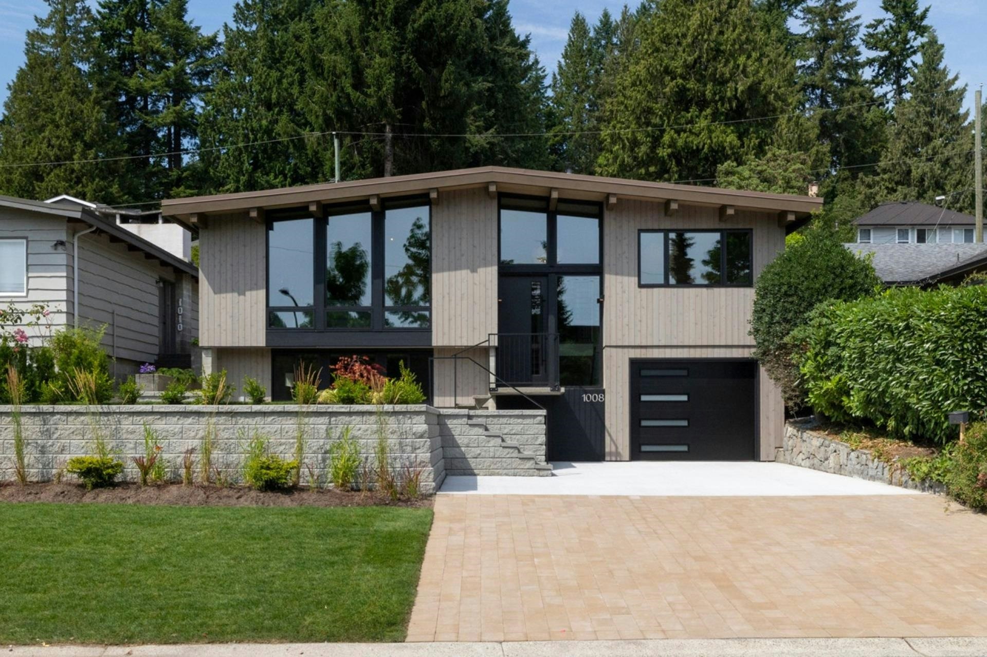 1008 W 17th Street, North Vancouver, BC, V7P 3C5