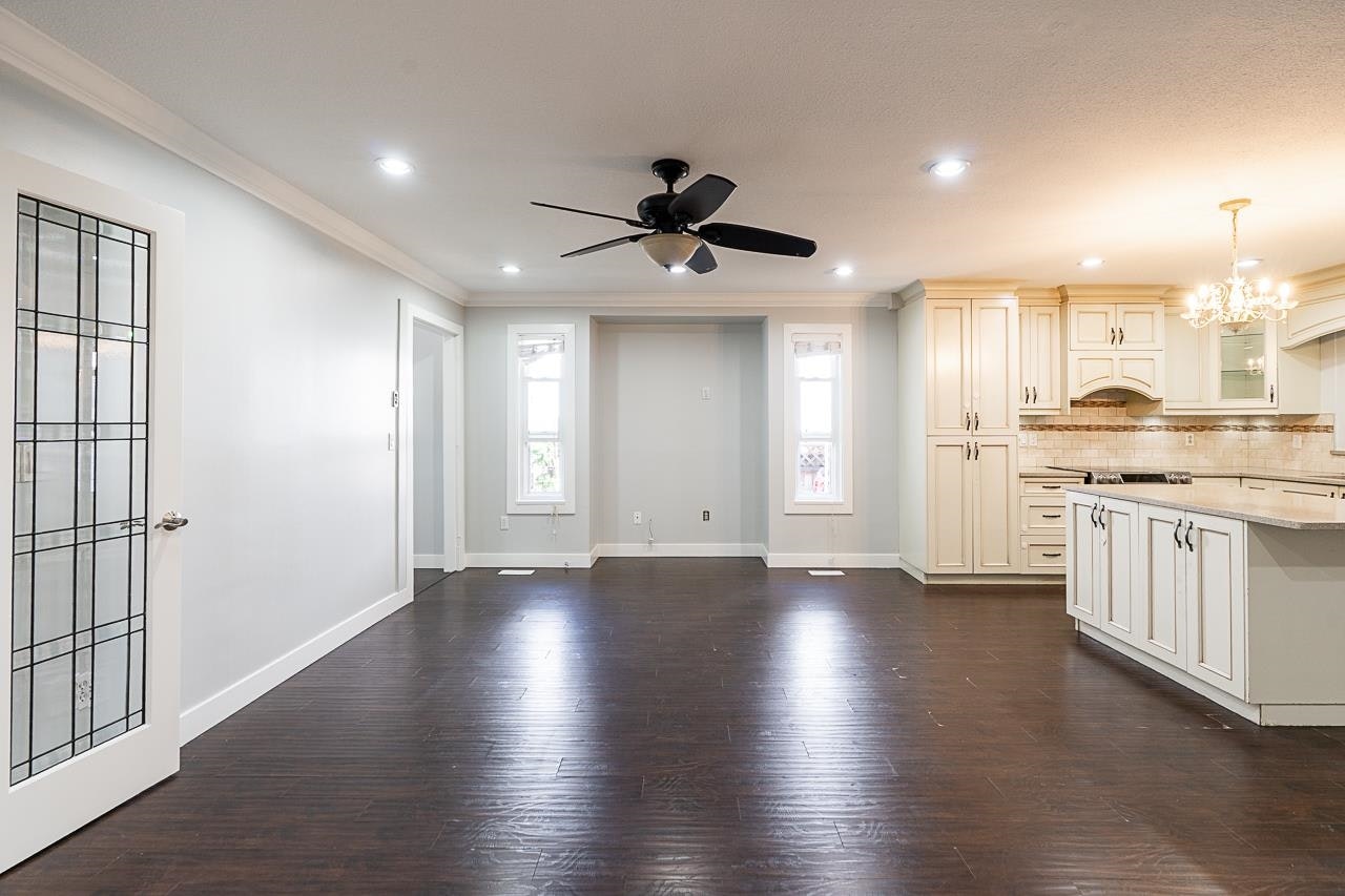 13032 61 Avenue, Surrey, BC, V3X 2H5 - 11
