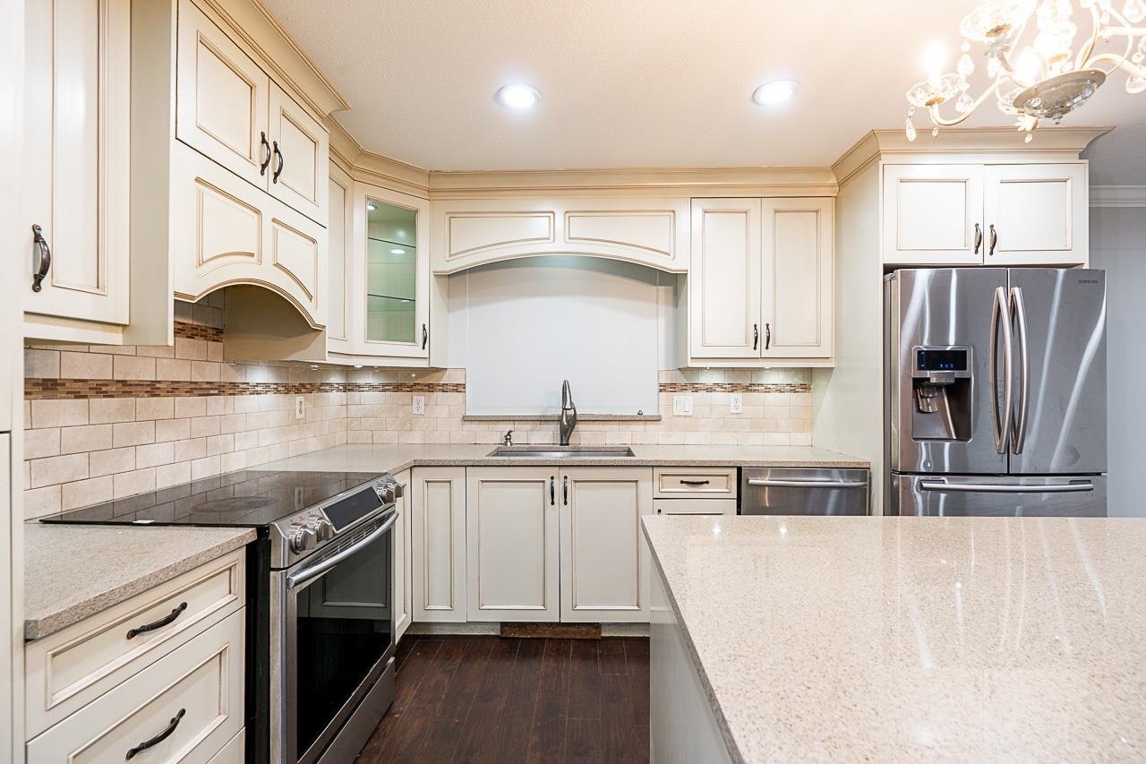 13032 61 Avenue, Surrey, BC, V3X 2H5 - 13