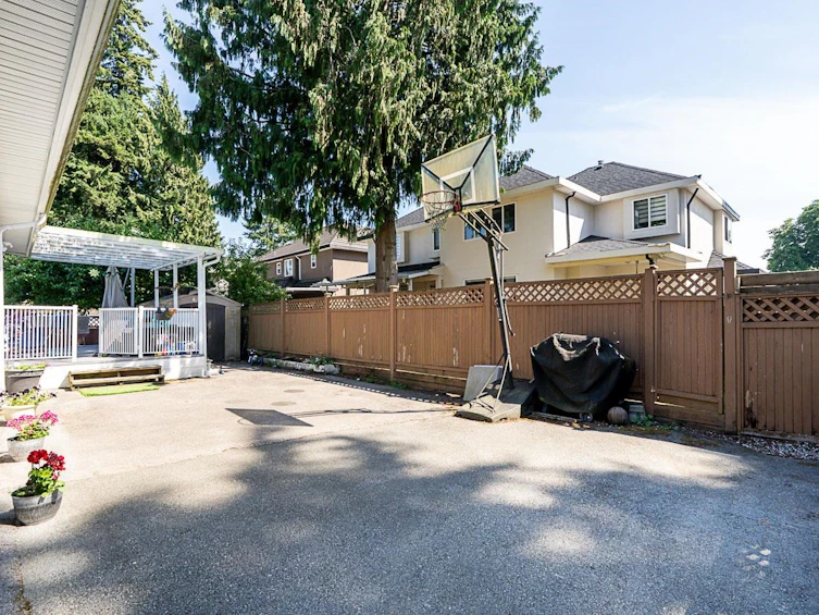 13032 61 Avenue, Surrey, BC, V3X 2H5 - 26