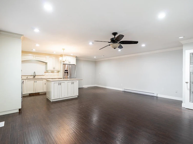 13032 61 Avenue, Surrey, BC, V3X 2H5 - 8