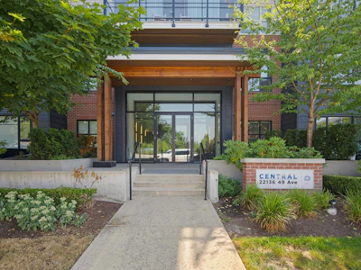 202-22136 49 Avenue - 2