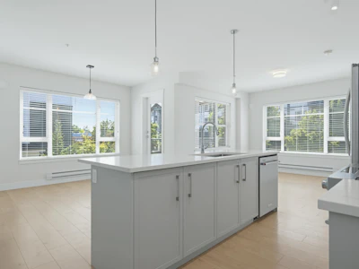 202-22136 49 Avenue - 4