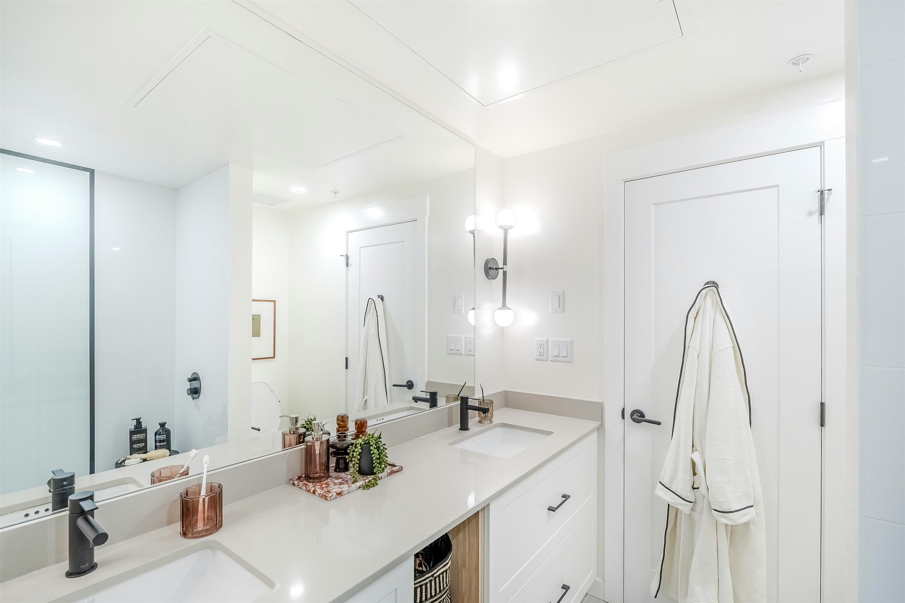 307-27215 Aldergrove Town Centre Drive, Langley, BC, V4W 3N7 - 24