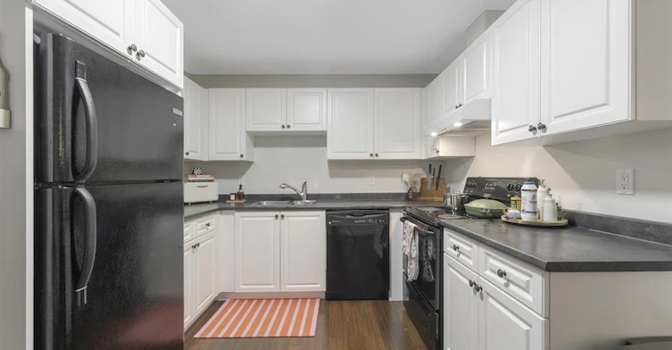 Suite-518 E 16th Street, North Vancouver, BC, V7L 2T6 - 6
