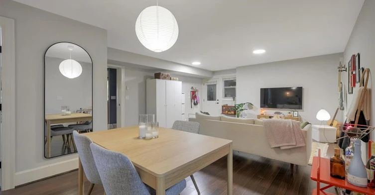 Suite-518 E 16th Street, North Vancouver, BC, V7L 2T6 - 4