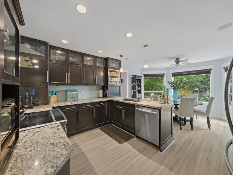 20240 121 Avenue, Maple Ridge, BC, V2X 9P1 - 11