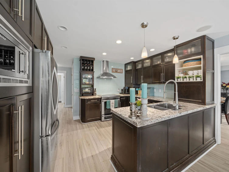 20240 121 Avenue, Maple Ridge, BC, V2X 9P1 - 9