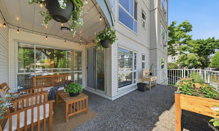 104-2339 Shaughnessy Street