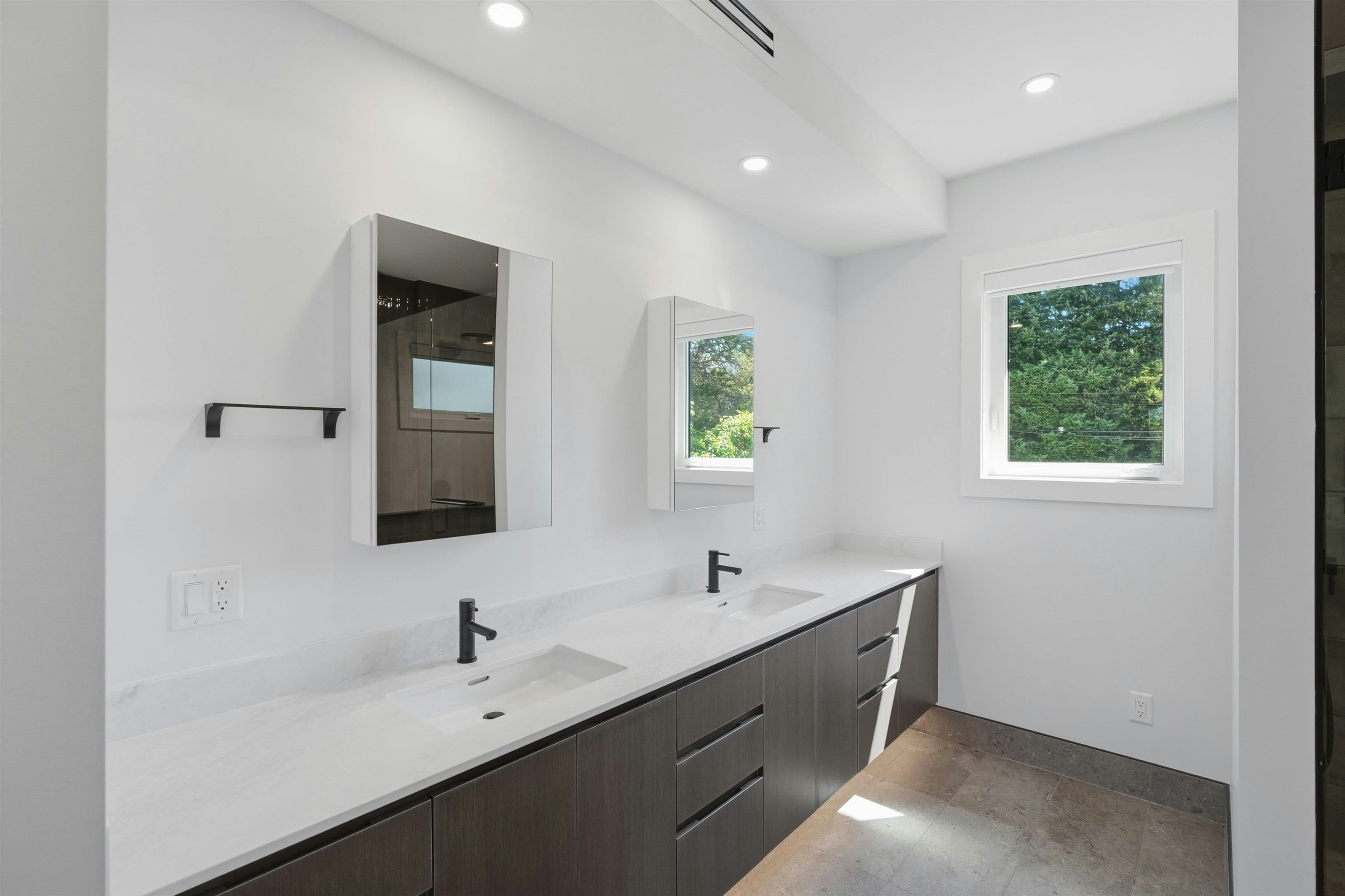 173 66a Street, Delta, BC, V4L 1M6 - 15
