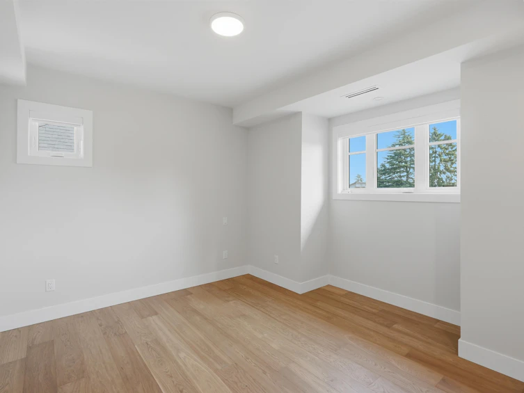 173 66a Street, Delta, BC, V4L 1M6 - 32