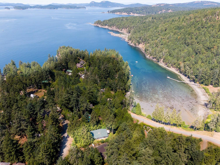 2610 Gunwhale Road, Pender Island, BC, V0N 2M2 - 2