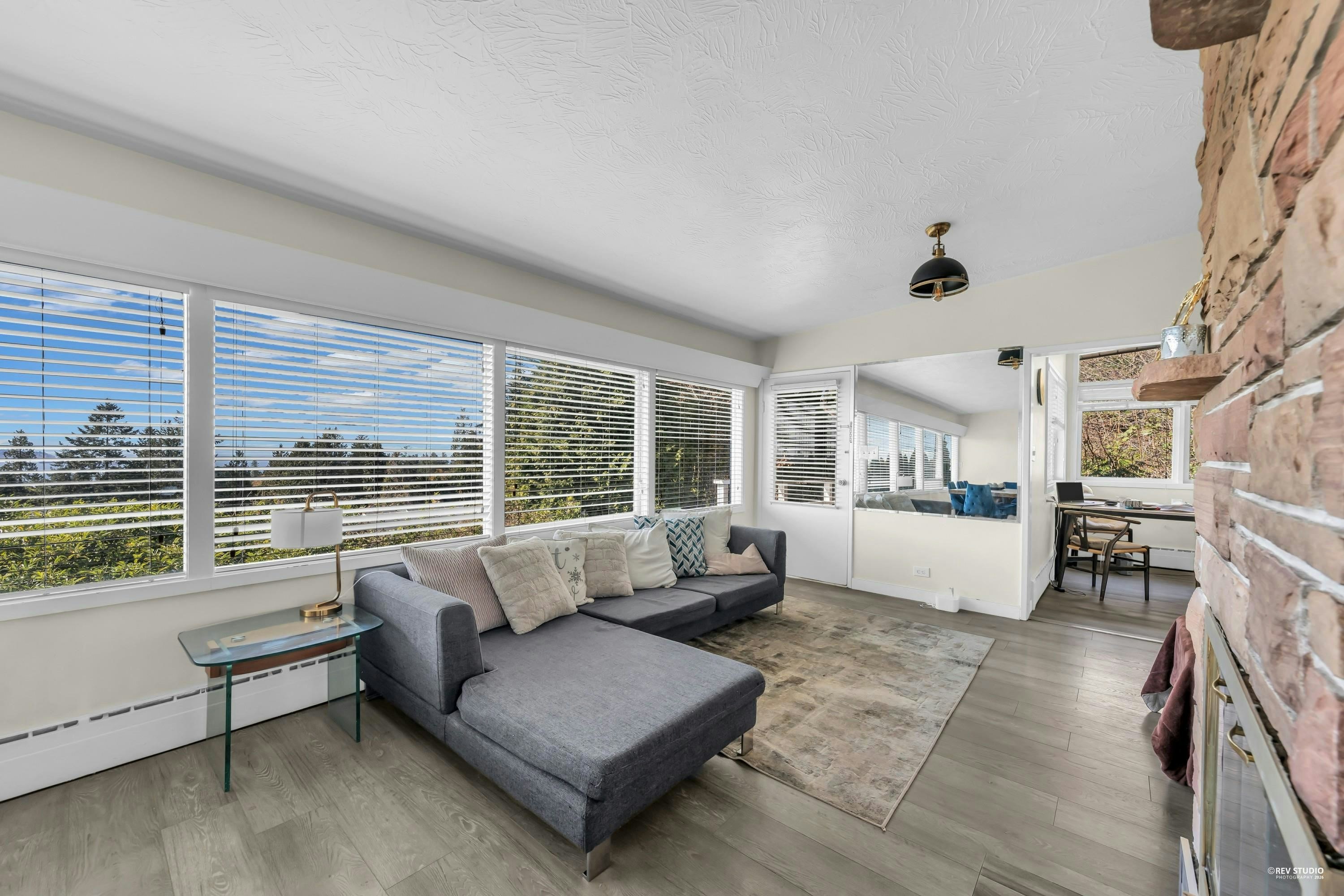 1230 Queens Avenue, West Vancouver, BC, V7S 2K2 - 11