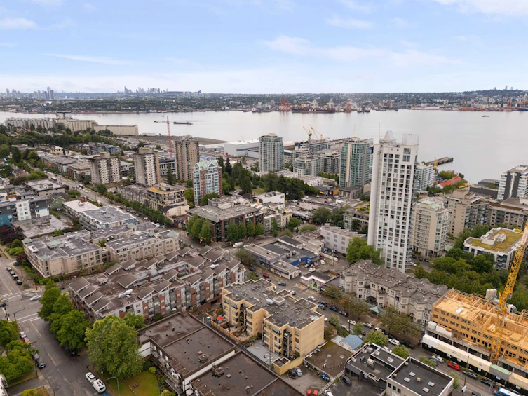 305-124 W 3rd Street, North Vancouver, BC, V7M 1E8 - 32