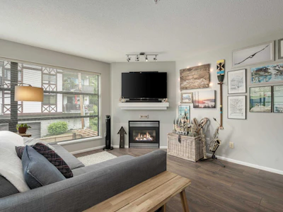 305-124 W 3rd Street - 3