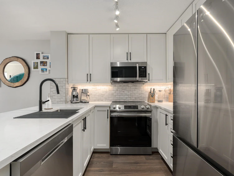 305-124 W 3rd Street, North Vancouver, BC, V7M 1E8 - 14