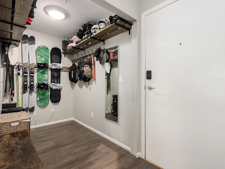 305-124 W 3rd Street, North Vancouver, BC, V7M 1E8 - 24