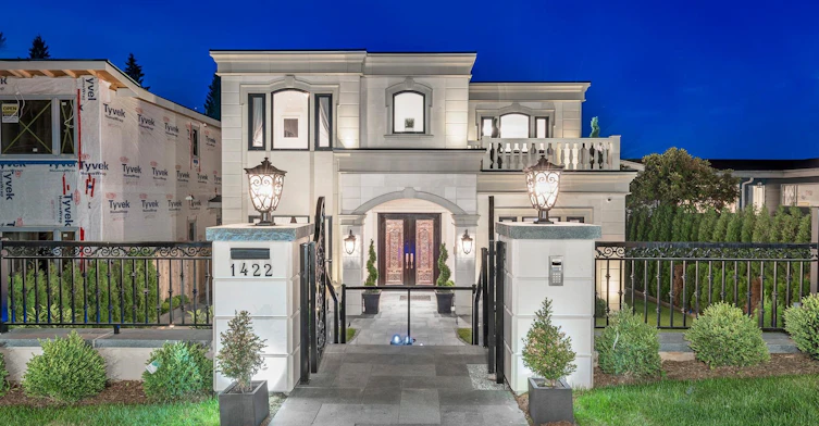 1422 Mathers Avenue, West Vancouver, BC, V7T 2G7