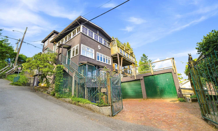 3396 Marine Drive