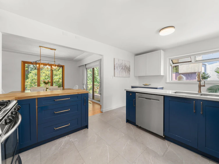 1118 Wendel Place, North Vancouver, BC, V7K 2W1 - 11