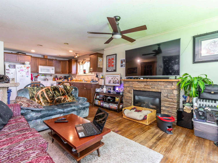 9475 Stanley Street, Chilliwack, BC, V2P 3Y2 - 5