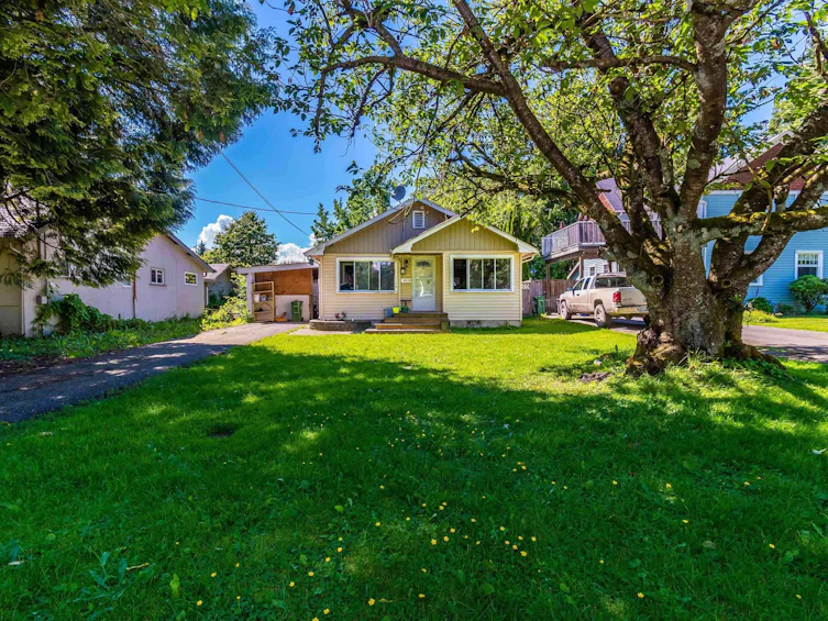 9475 Stanley Street, Chilliwack, BC, V2P 3Y2 - 3
