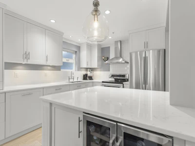 103-2121 W 5th Avenue - 4