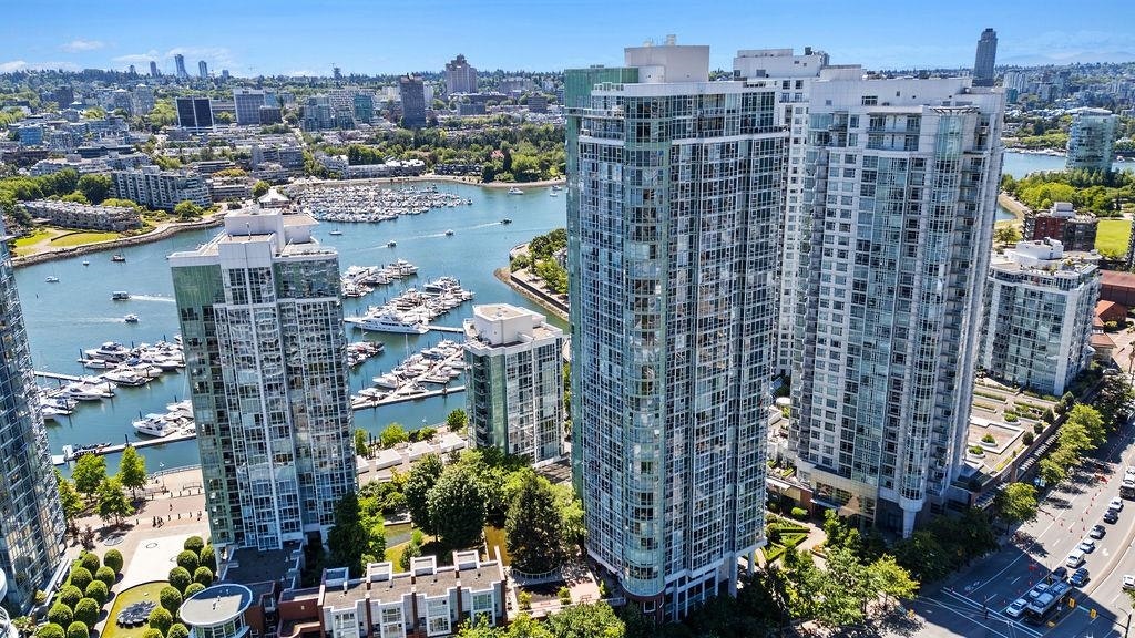3302-193 Aquarius Mews, Vancouver, BC, V6Z 2Z2 - 30