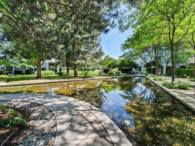 3302-193 Aquarius Mews, Vancouver, BC, V6Z 2Z2 - 32