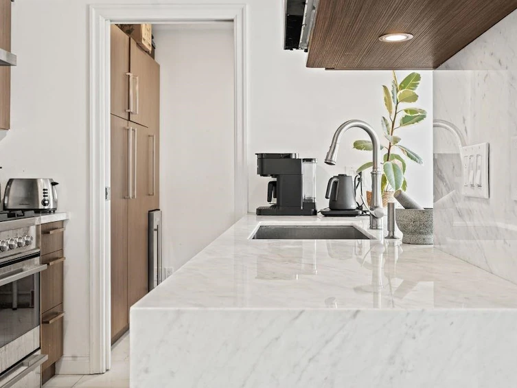 3302-193 Aquarius Mews, Vancouver, BC, V6Z 2Z2 - 9