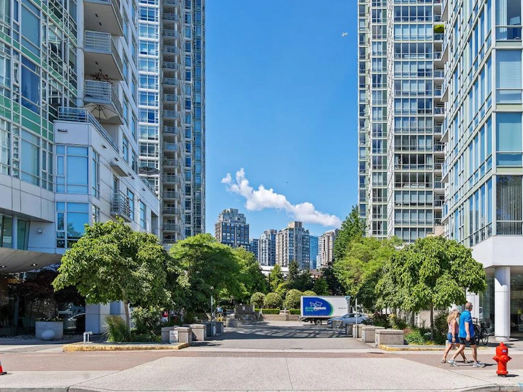 3302-193 Aquarius Mews, Vancouver, BC, V6Z 2Z2 - 24