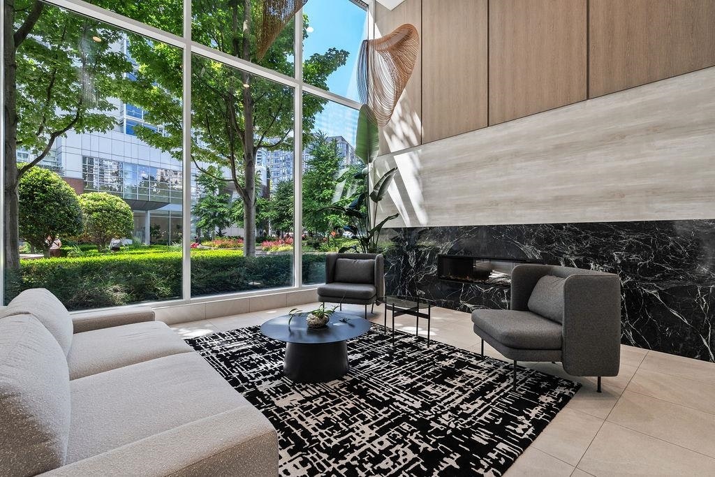 3302-193 Aquarius Mews, Vancouver, BC, V6Z 2Z2 - 33