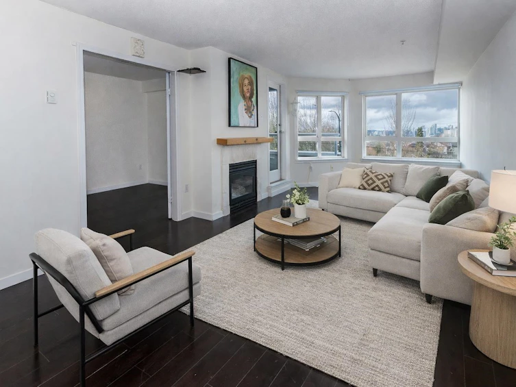 308-1707 Charles Street, Vancouver, BC, V5L 2T6 - 2