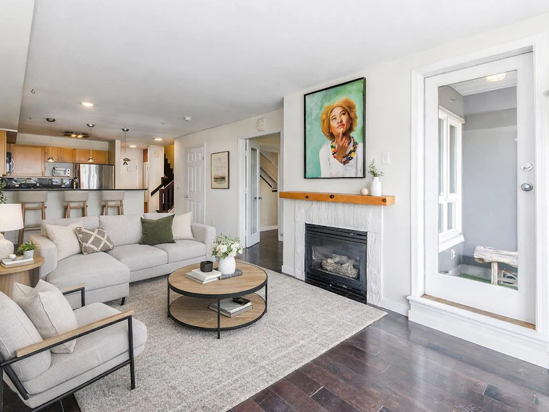 308 - 1707 Charles Street, Vancouver BC V5L 2T6