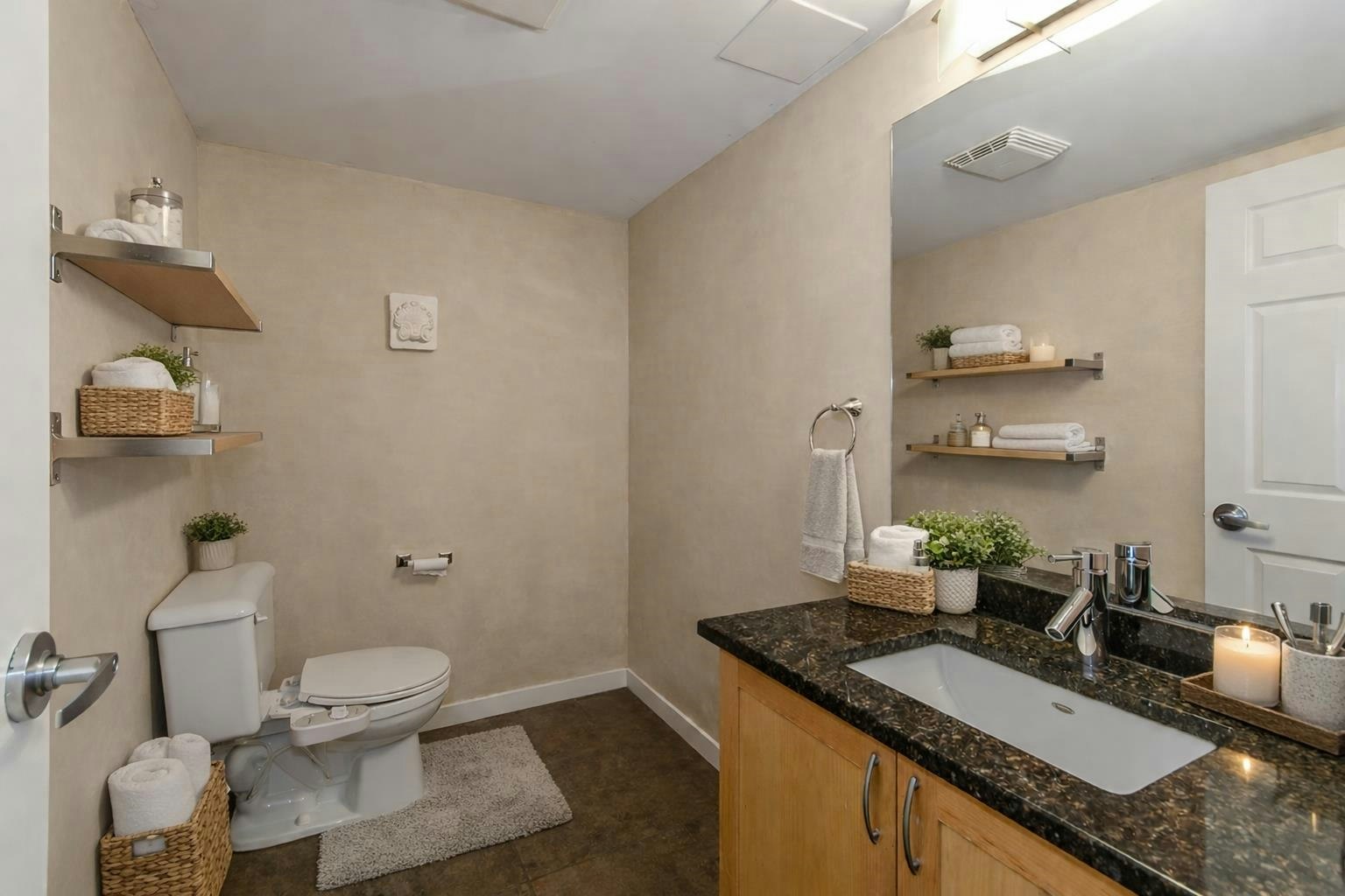 308-1707 Charles Street, Vancouver, BC, V5L 2T6 - 6