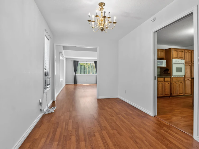 16327 Northglen Close, Surrey, BC, V4N 1X8 - 9