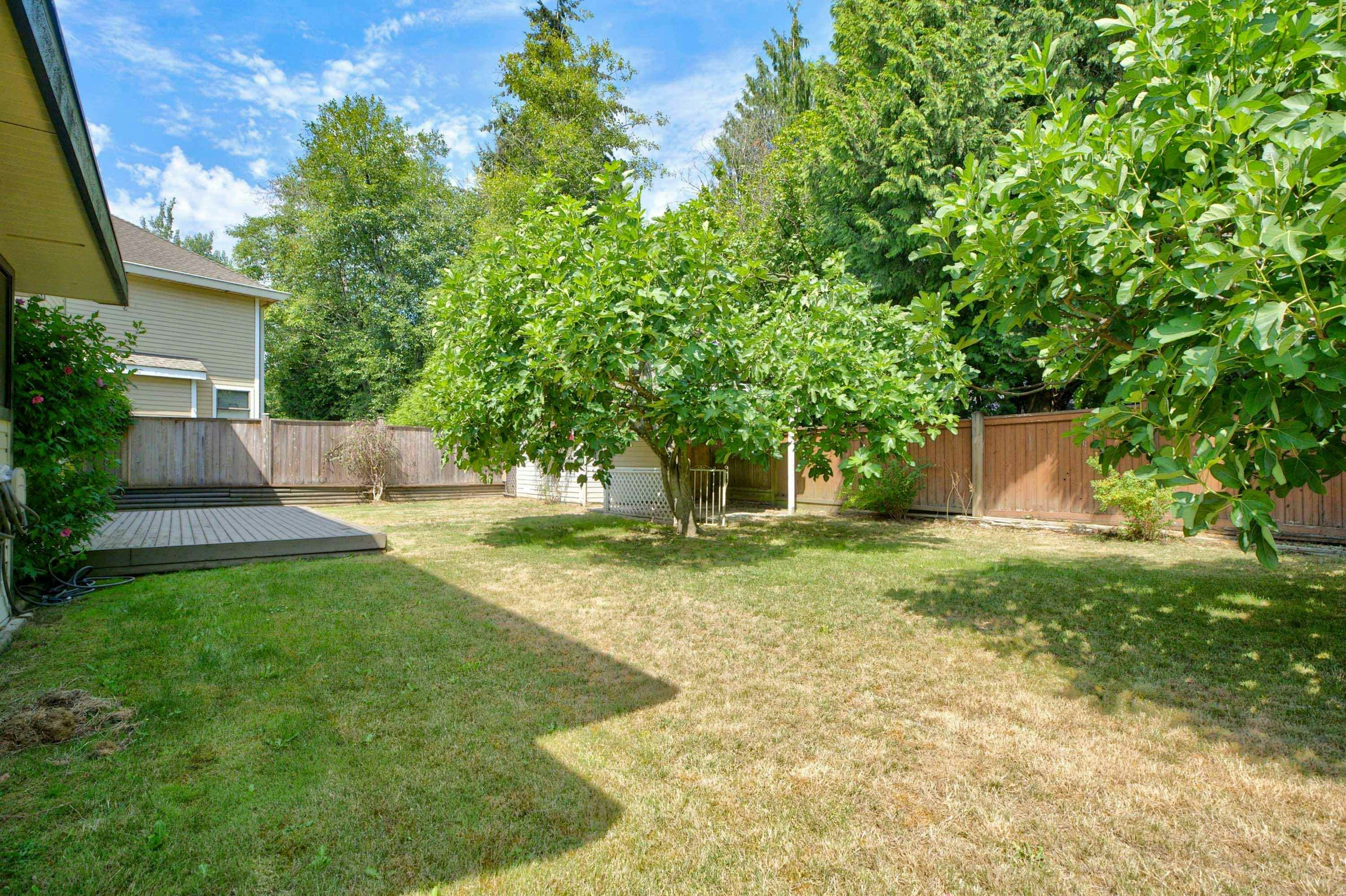16327 Northglen Close, Surrey, BC, V4N 1X8 - 25
