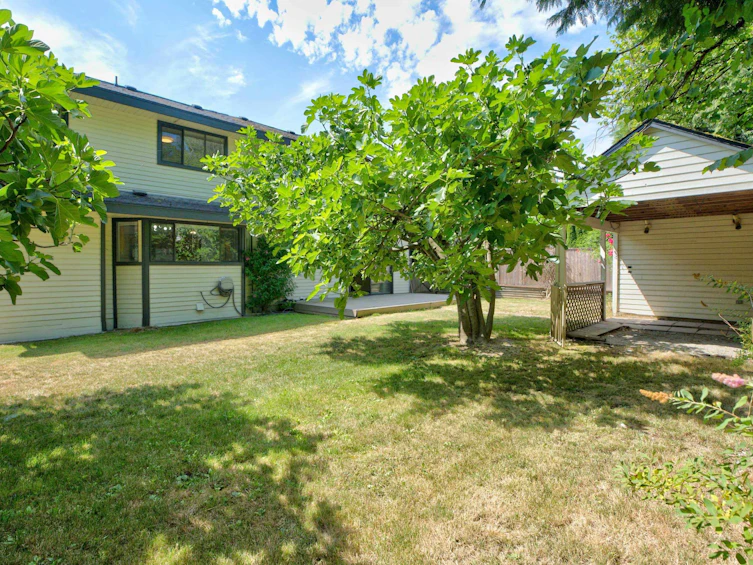 16327 Northglen Close, Surrey, BC, V4N 1X8 - 26