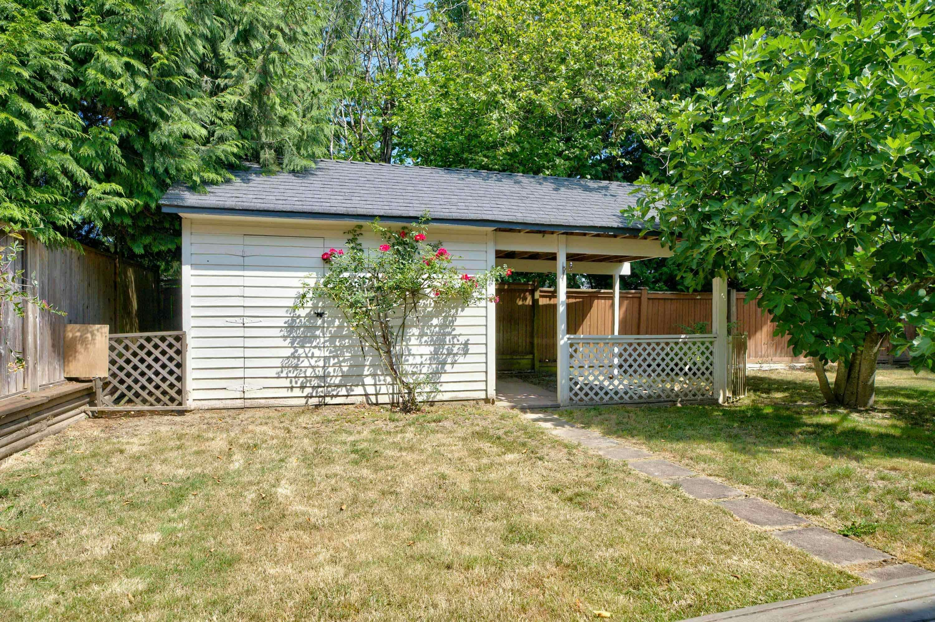 16327 Northglen Close, Surrey, BC, V4N 1X8 - 28