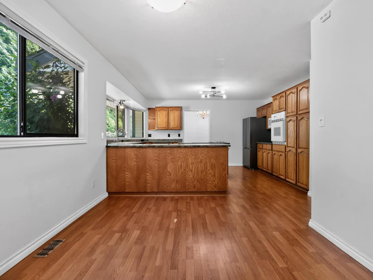 16327 Northglen Close, Surrey, BC, V4N 1X8 - 16