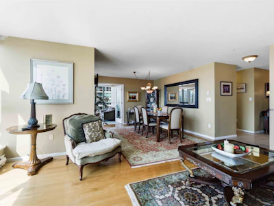 1105-1088 Quebec Street - 4