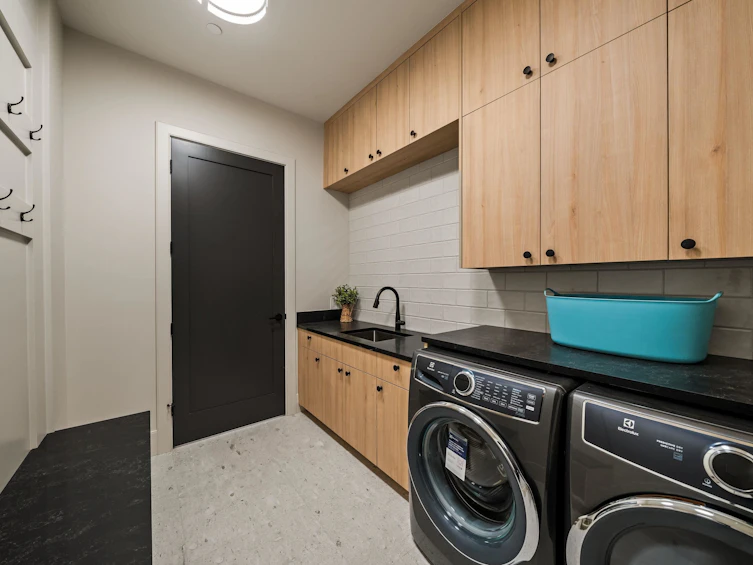 135 Oak Court, Port Moody, BC, V3H 4W9 - 9