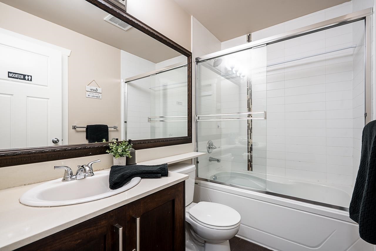 33-15399 Guildford Drive, Surrey, BC, V3R 7C6 - 15