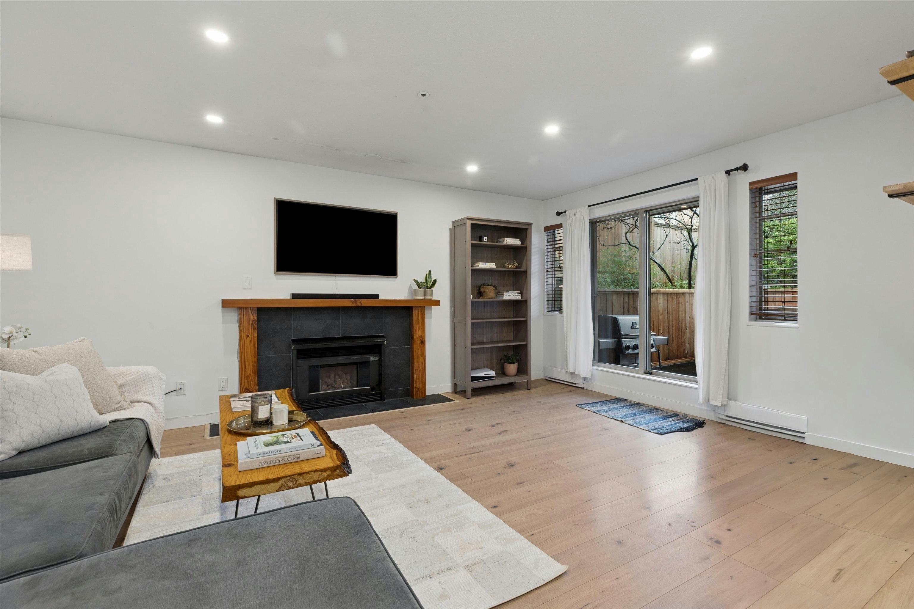 102-1689 E 4th Avenue, Vancouver, BC, V5N 1J7 - 11