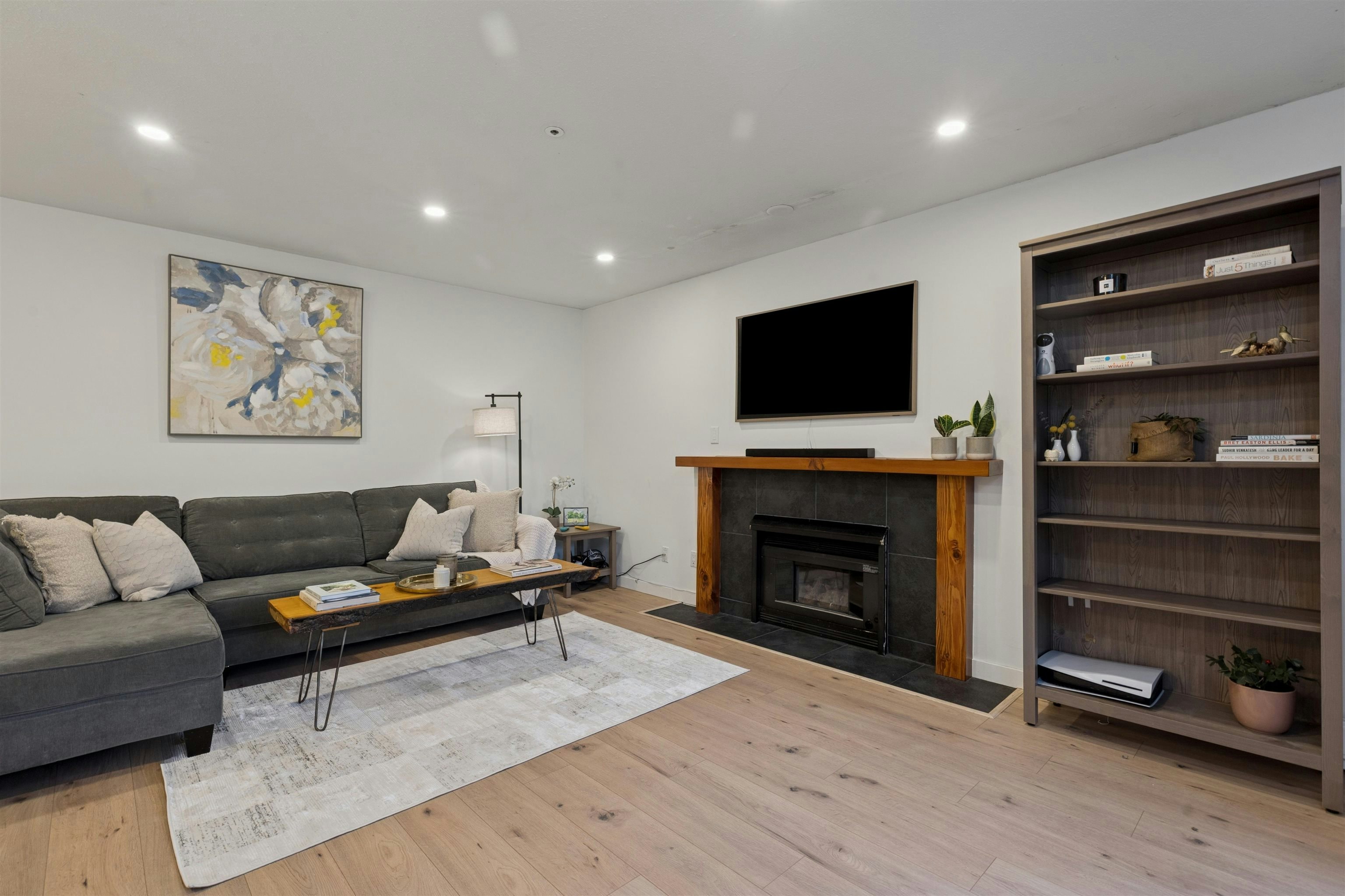 102-1689 E 4th Avenue, Vancouver, BC, V5N 1J7 - 15