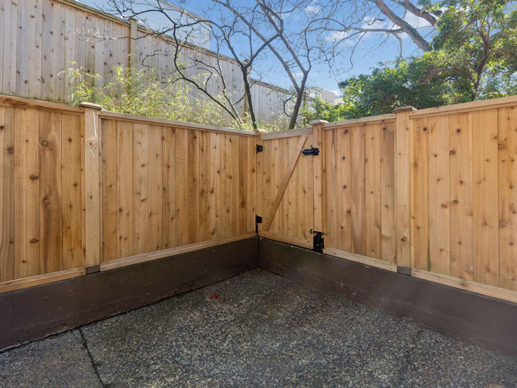 102-1689 E 4th Avenue, Vancouver, BC, V5N 1J7 - 17