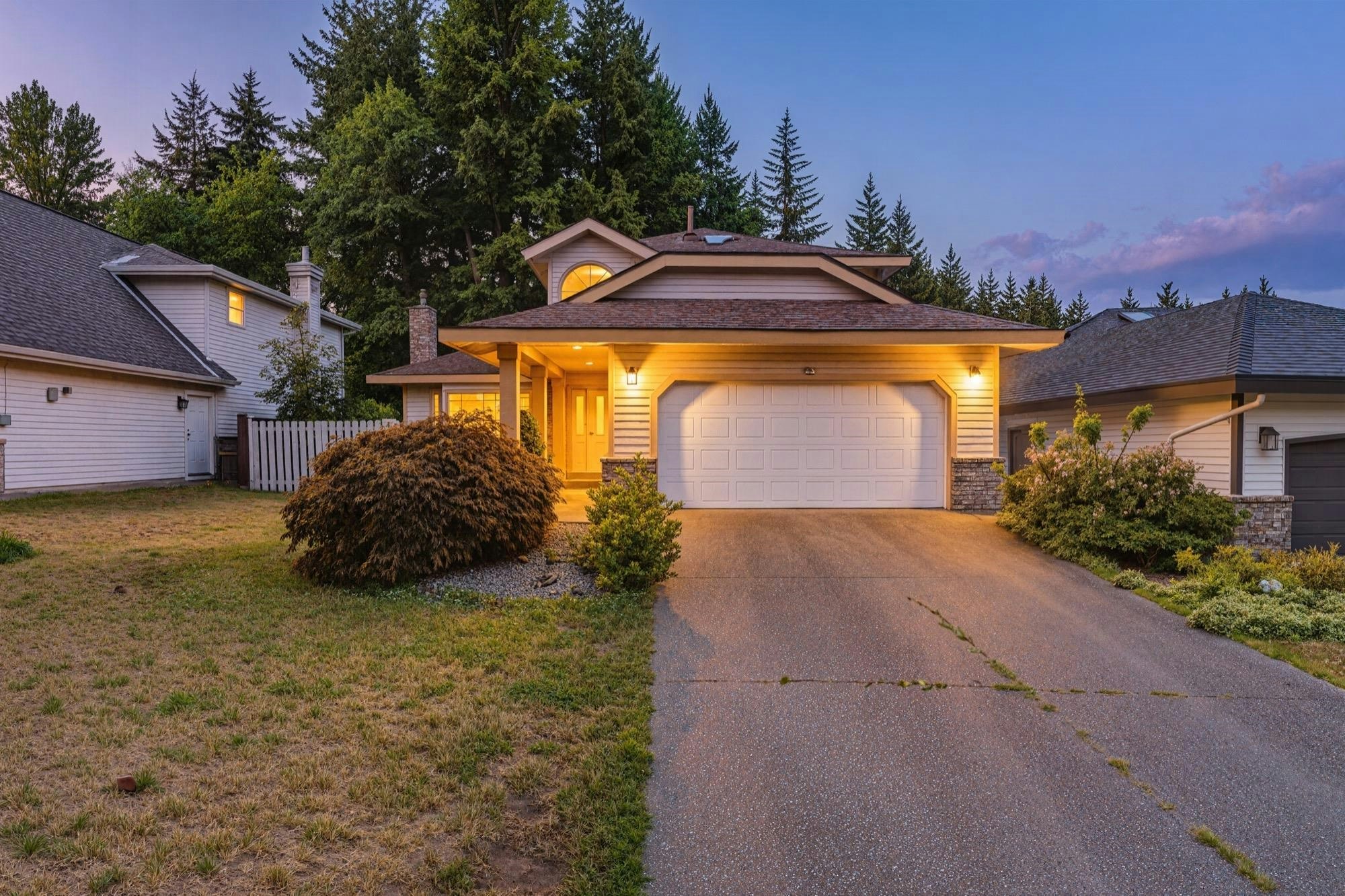 1565 Bramble Lane, Coquitlam, BC, V3E 2T5
