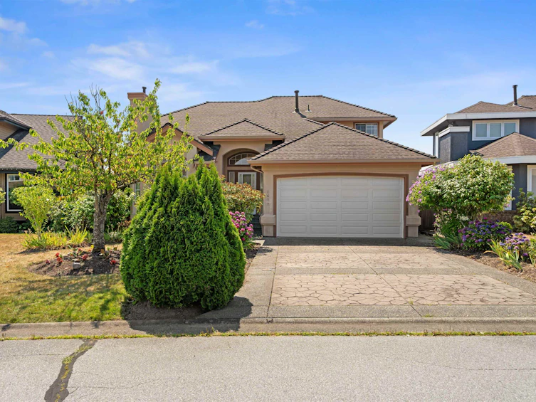 2677 Fortress Drive, Port Coquitlam, BC, V3C 6E3