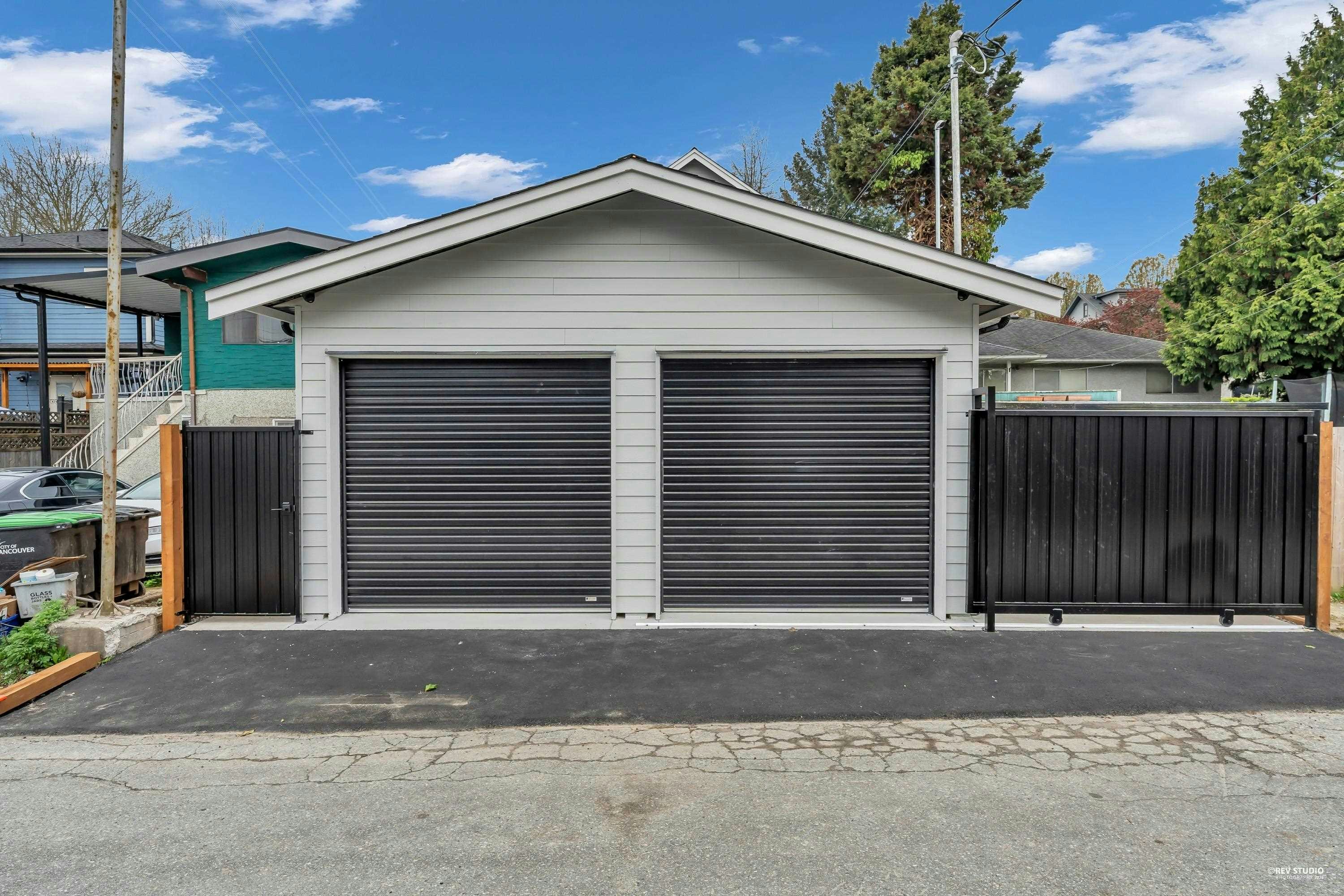 2713 Cheyenne Avenue, Vancouver, BC, V5R 4R5 - 24