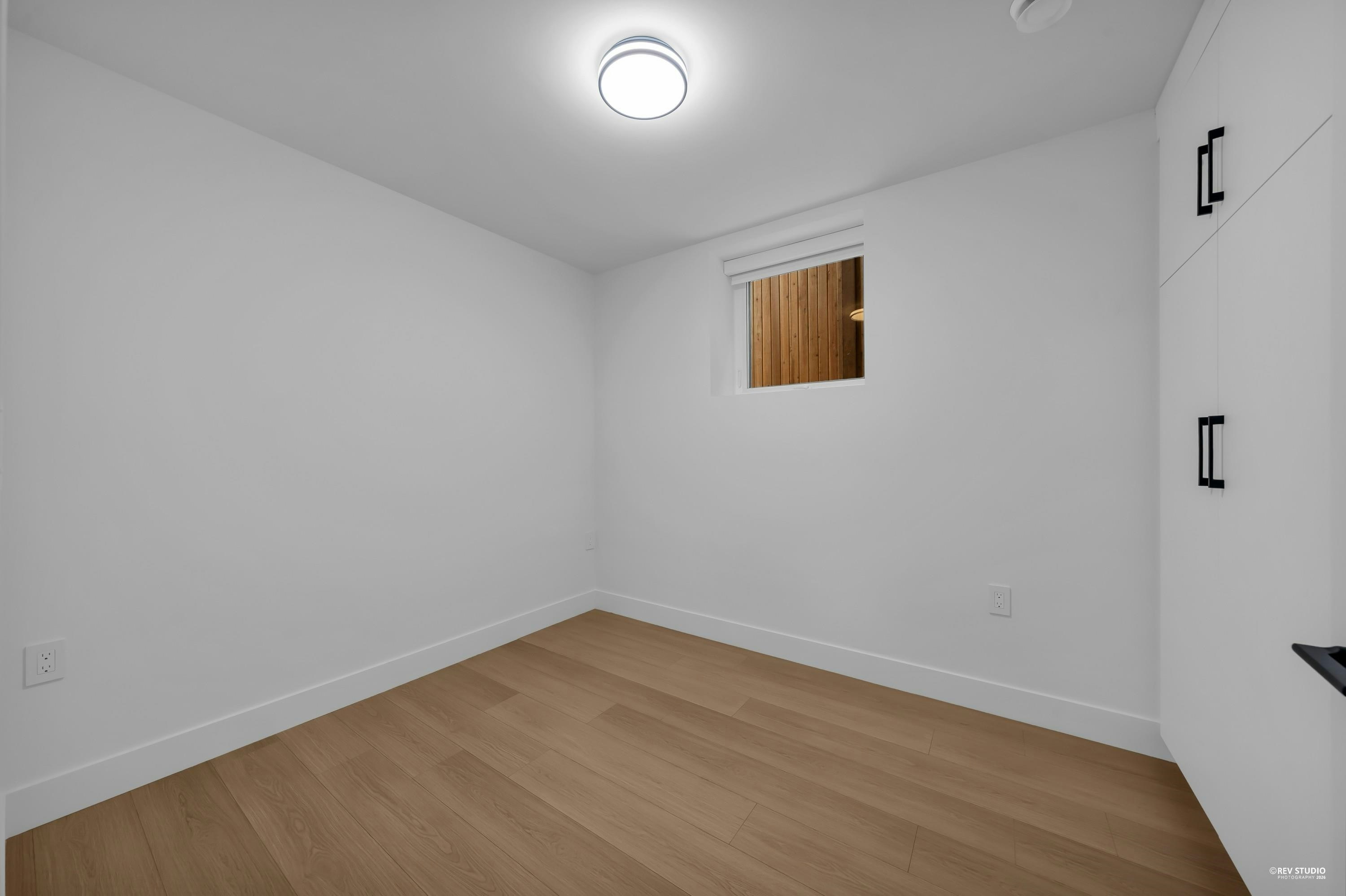 2713 Cheyenne Avenue, Vancouver, BC, V5R 4R5 - 22